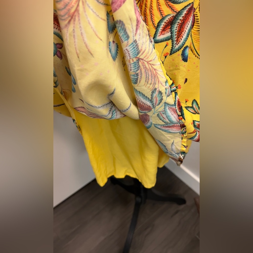New with tag yellow floral dress by Farm Rio from Anthropologie size M - Picture 6 of 12